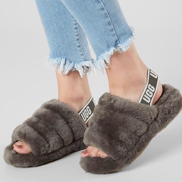 UGG Shoes - NEW NWoT UGG Women's FLUFF YEAH Charcoal Slipper Slide READ DESCRIPTION!